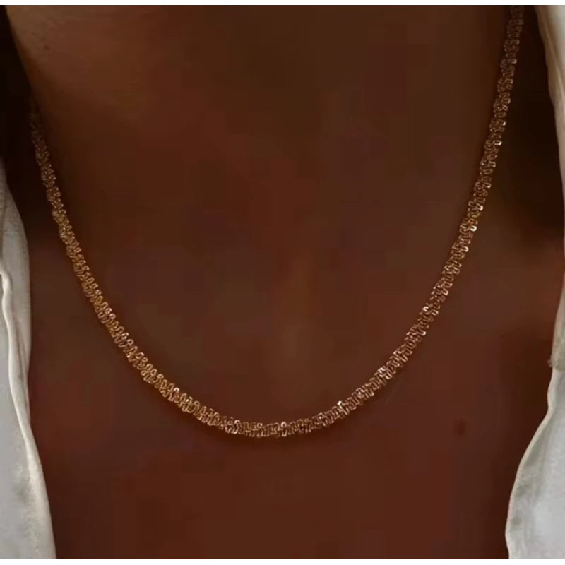 BEAUTY VESSEL 18k Gold-Plated Shiny Twisted Necklace Chain